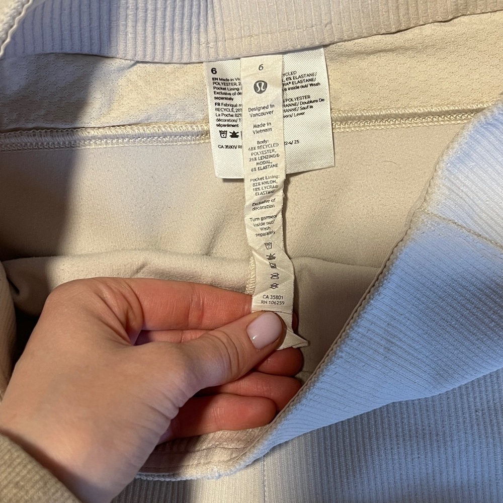 Lululemon Ribbed Softstreme Flare - image 4